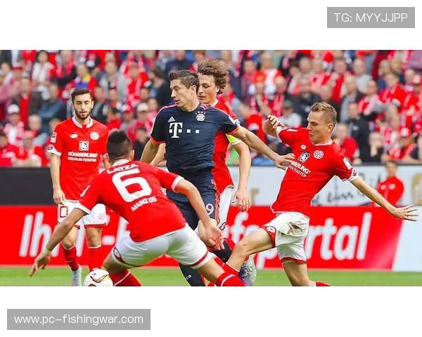 柏林联合1-1战平法兰克福，克尔费尔德点射扳平