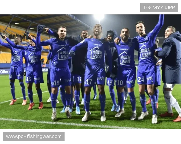 朗斯客场战绩7胜1平3负，法国杯迎战特鲁瓦阵容隐患